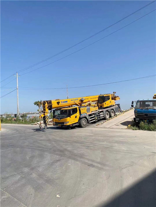 龙江县吊车作业时，可能会产生哪些额外收费项目？