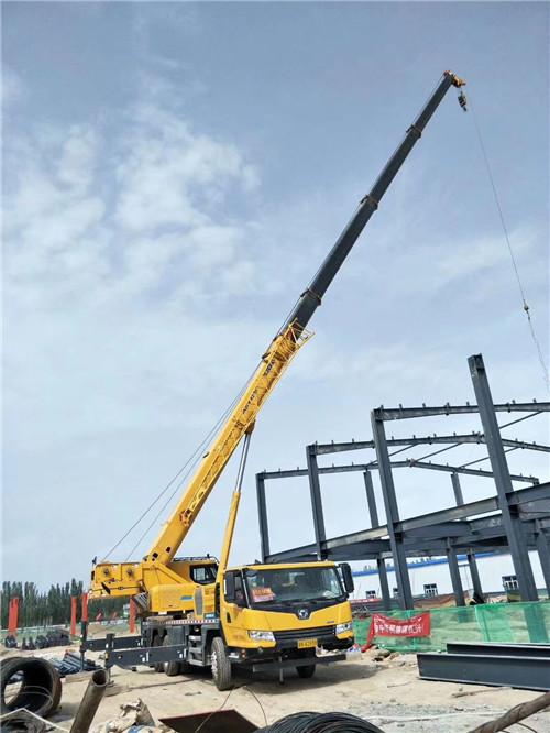 龙江县超高层建筑钢结构吊装案例